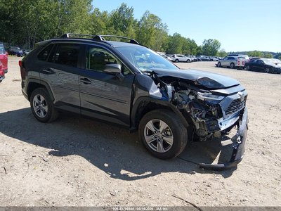 2025 Toyota RAV4 Hybrid