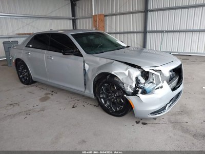 2019 Chrysler 300