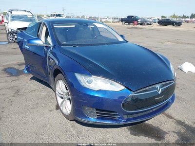 2015 Tesla Model S