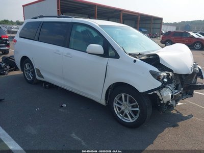 2011 Toyota Sienna