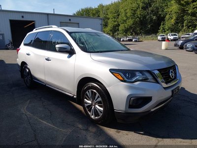 2017 Nissan Pathfinder