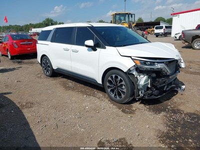 2022 Kia Carnival Mpv