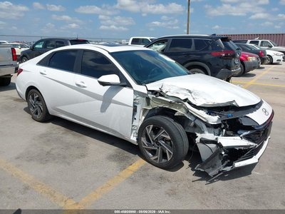 2024 Hyundai Elantra