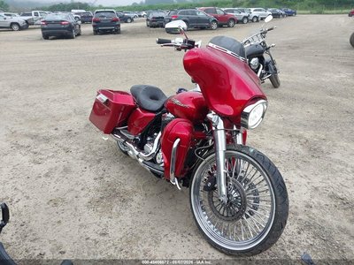 2011 Harley-Davidson FLHXS