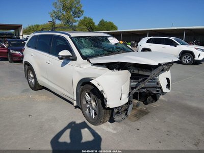 2017 Toyota Highlander