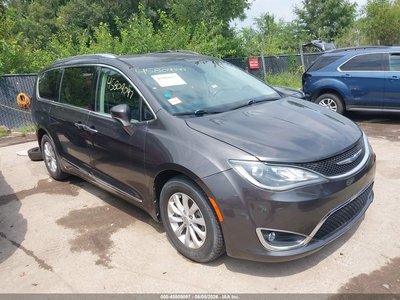 2018 Chrysler Pacifica