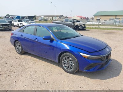 2024 Hyundai Elantra Hybrid