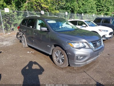 2018 Nissan Pathfinder