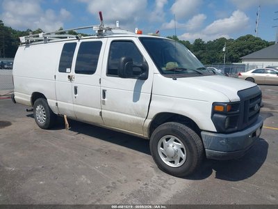 2013 Ford E-350 Super Duty