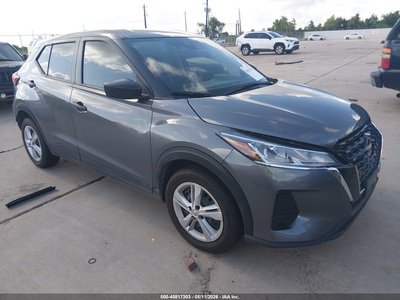 2025 Nissan Kicks