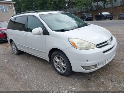 2004 Toyota Sienna