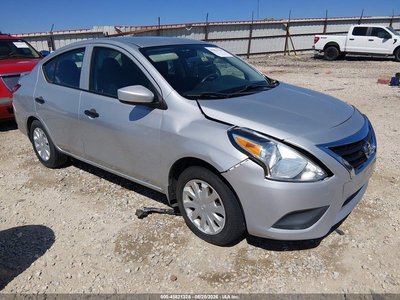 2019 Nissan Versa