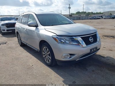 2015 Nissan Pathfinder