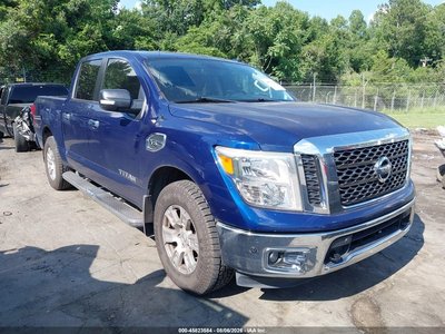 2017 Nissan Titan