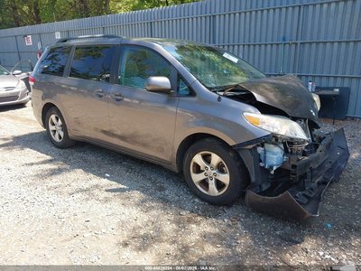 2013 Toyota Sienna