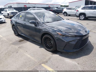 2025 Toyota Camry Hybrid