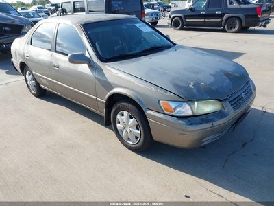 1999 Toyota Camry
