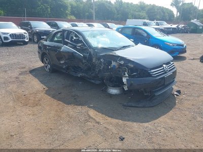 2015 Volkswagen Passat
