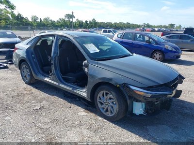 2026 Hyundai Elantra Hybrid