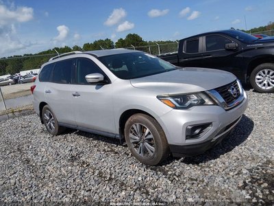 2017 Nissan Pathfinder