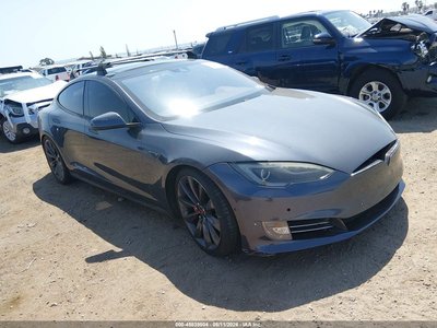 2015 Tesla Model S