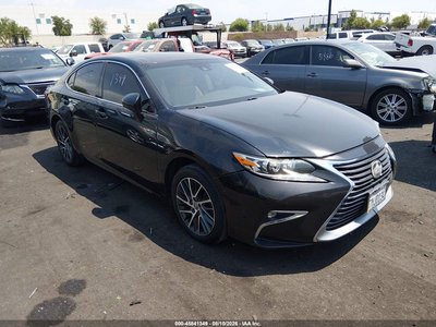 2017 Lexus ES