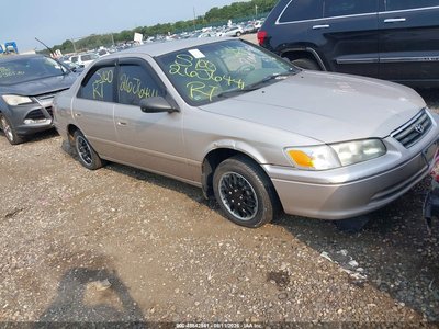 2000 Toyota Camry