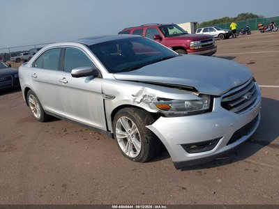 2015 Ford Taurus