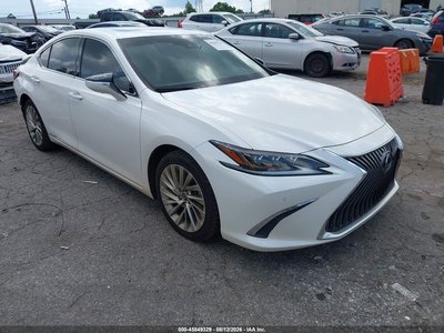 2019 Lexus ES 300h