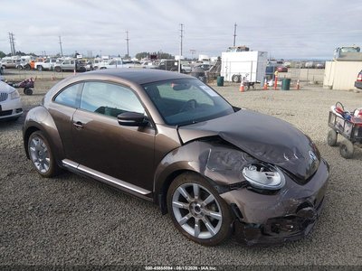 2012 Volkswagen Beetle