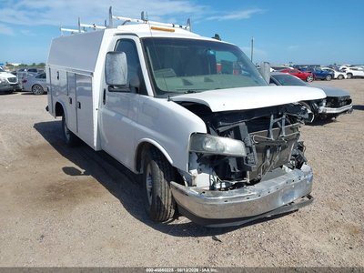 2017 Chevrolet Express Cutaway