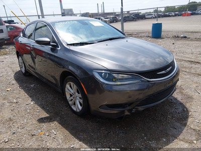 2016 Chrysler 200