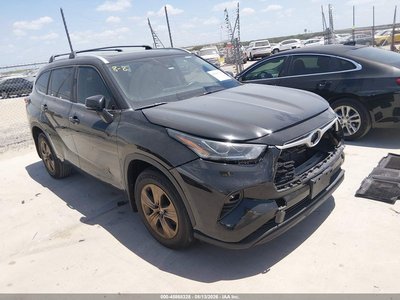 2023 Toyota Highlander Hybrid