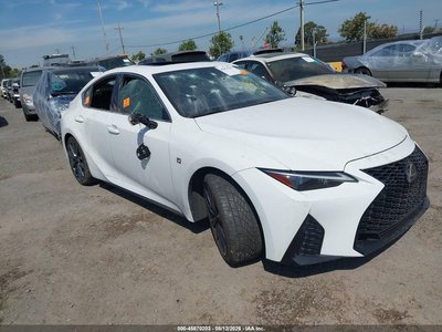 2021 Lexus IS
