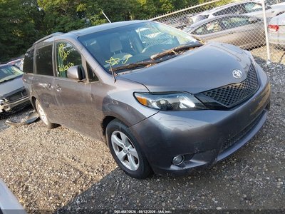 2011 Toyota Sienna