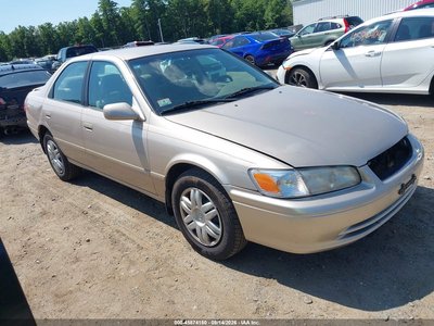 2000 Toyota Camry
