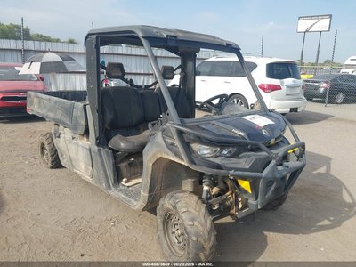 2023 Can-Am Defender