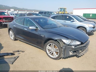 2015 Tesla Model S