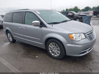 2015 Chrysler Town & Country