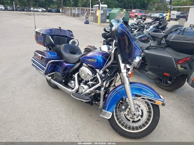 2009 Harley-Davidson FLHTCU
