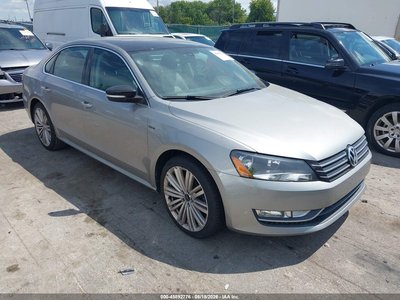 2014 Volkswagen Passat