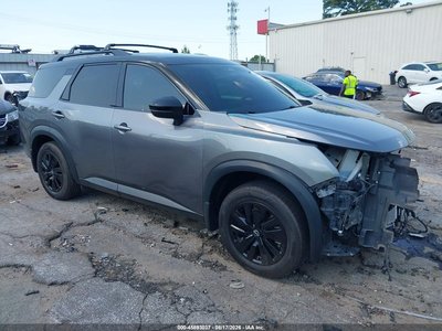 2022 Nissan Pathfinder