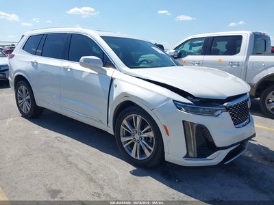 2023 Cadillac XT6