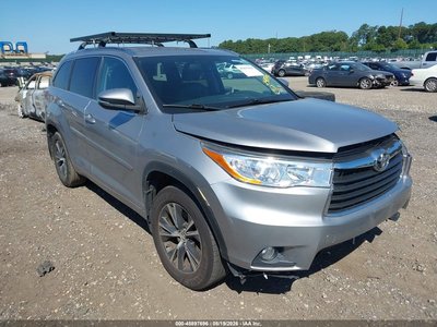 2016 Toyota Highlander