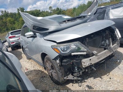 2017 Nissan Pathfinder