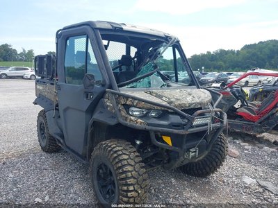 2019 Can-Am Defender