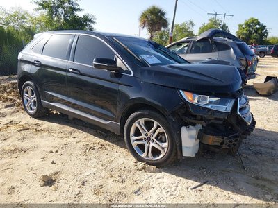 2017 Ford Edge