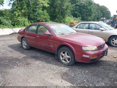 1995 Nissan Maxima