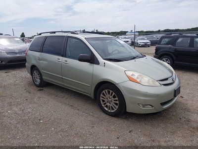 2010 Toyota Sienna