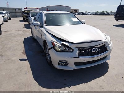2016 Infiniti Q50